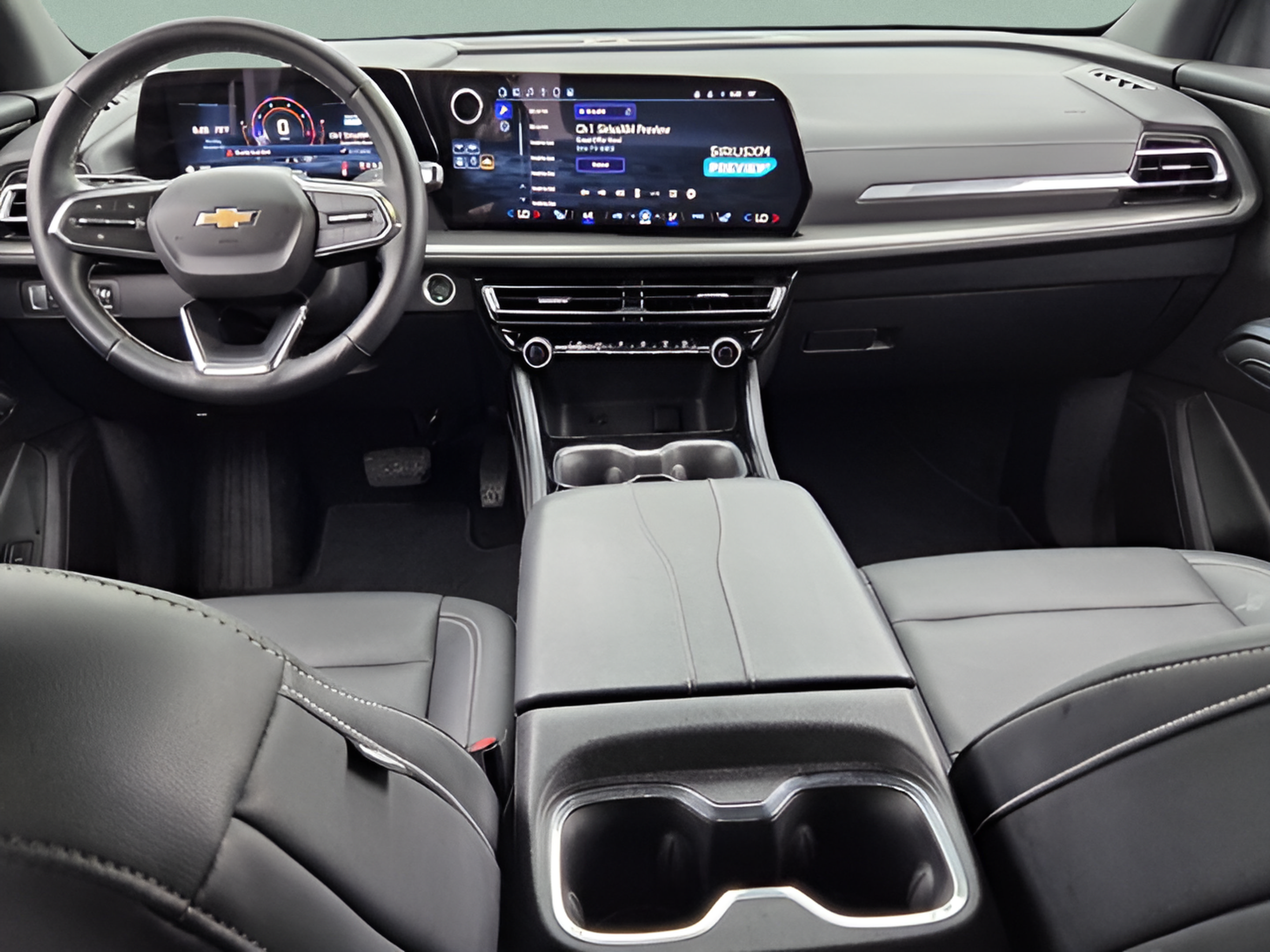 Used 2025 Chevrolet Traverse LT AWD/4WD image 12