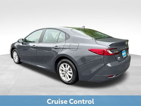 Used 2025 Toyota Camry LE FWD image 4
