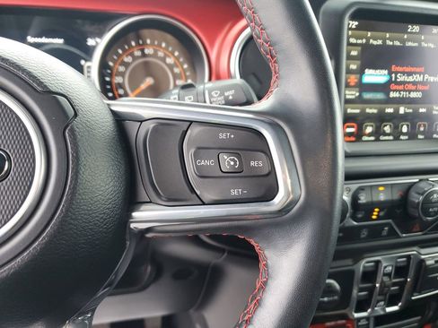 Used 2023 Jeep Wrangler Unlimited Rubicon w/ LED Lighting Group image 20