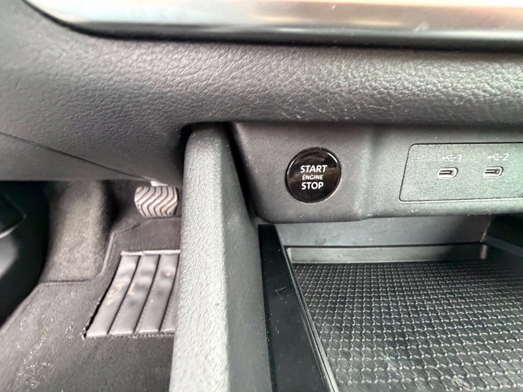 Used 2024 Nissan Rogue S AWD/4WD image 22