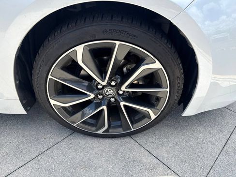 Used 2022 Toyota Corolla XSE FWD image 22