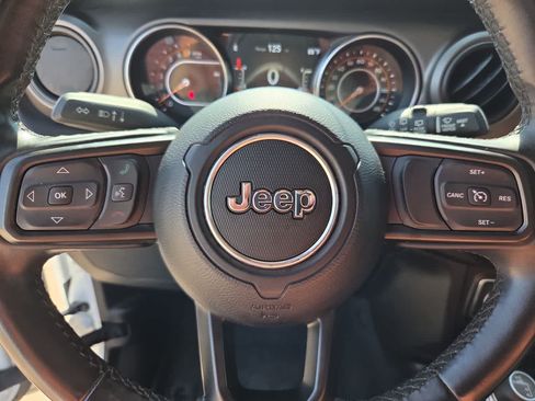 Used 2022 Jeep Wrangler Unlimited Sport AWD/4WD image 22