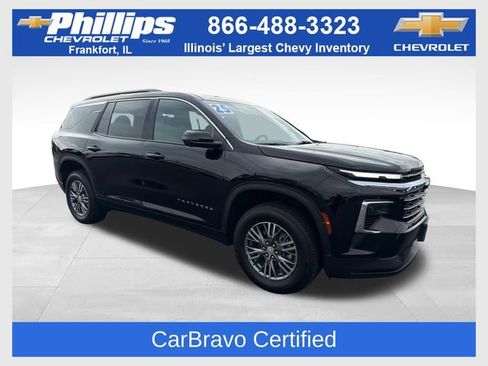 Certified 2025 Chevrolet Traverse LT w/ Driver Confidence Package AWD/4WD image 1