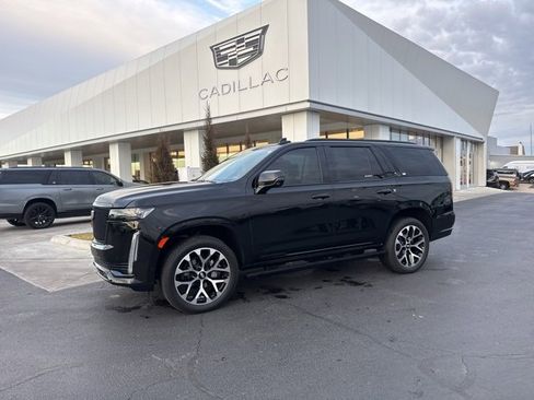 Used 2023 Cadillac Escalade Sport w/ LPO, ONYX Package image 1