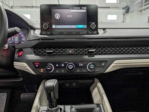 Used 2024 Honda Accord EX image 32