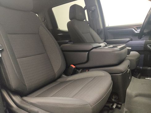 Used 2022 Chevrolet Silverado 1500 LT AWD/4WD image 21
