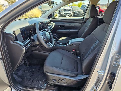 Used 2026 Hyundai Tucson SEL FWD image 16
