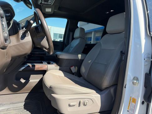 Used 2021 GMC Sierra 1500 SLT image 18