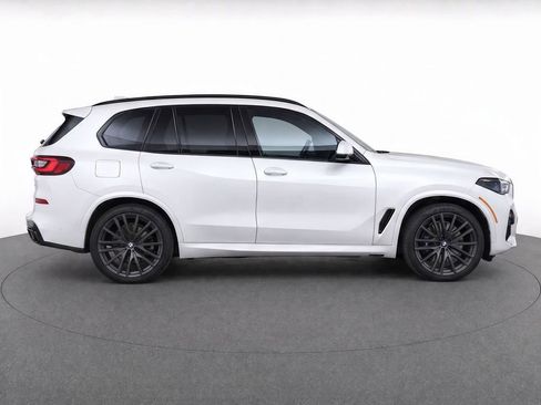 Used 2023 BMW X5 xDrive40i w/ M Sport Package AWD/4WD image 7