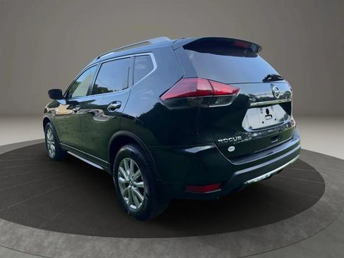 Used 2018 Nissan Rogue SV AWD/4WD image 3