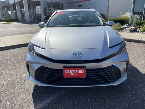 Certified 2025 Toyota Camry LE image 7