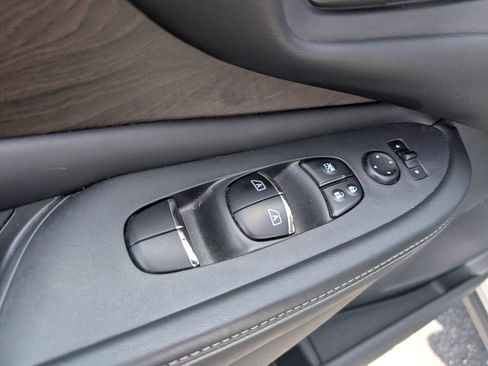 Used 2020 Nissan Murano Platinum AWD/4WD image 14