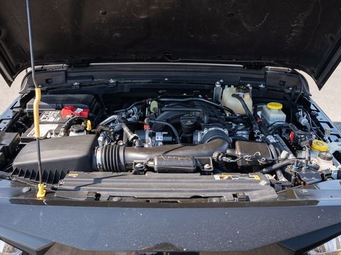 Used 2021 Jeep Wrangler Sport image 25