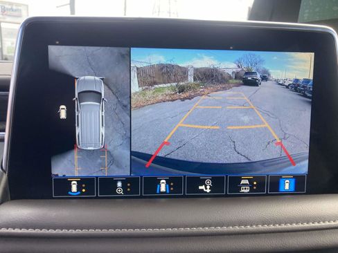 Used 2021 GMC Yukon SLT w/ SLT Luxury Plus Package image 25