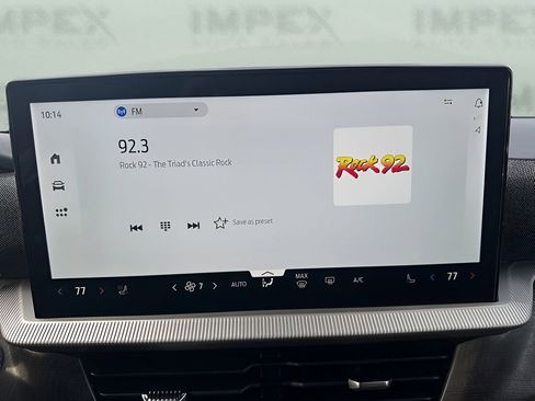 Used 2025 Ford Explorer Platinum image 21