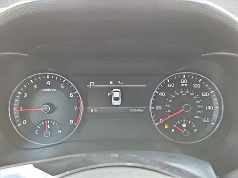 Used 2024 Kia Forte LXS FWD image 11