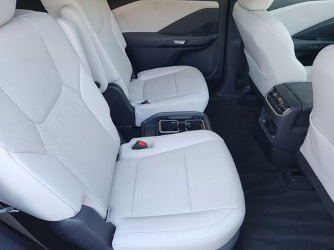 Used 2025 Lexus TX 350 AWD image 31