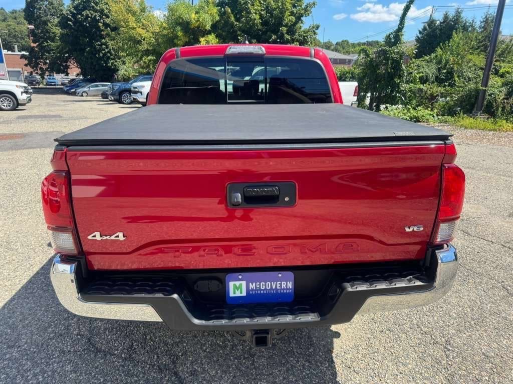 Used 2023 Toyota Tacoma SR5 AWD/4WD image 5