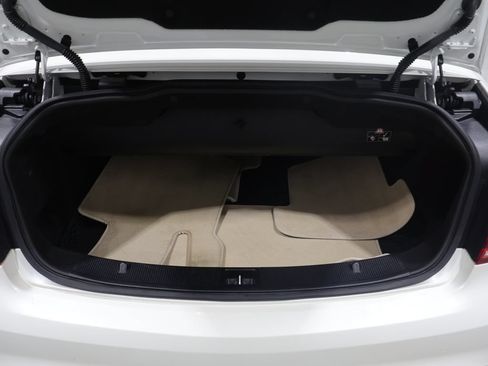 Used 2017 Mercedes-Benz E 400 Cabriolet image 24
