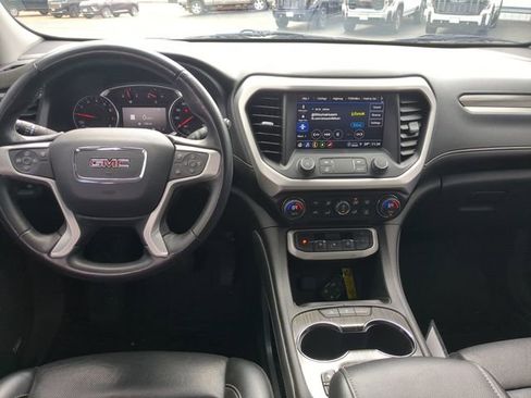 Used 2023 GMC Acadia SLT AWD/4WD image 15