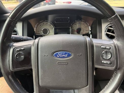 Used 2012 Ford Expedition Limited RWD image 13