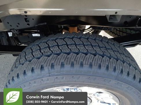 New 2026 Ford F250 Lariat w/ Chrome Package image 34