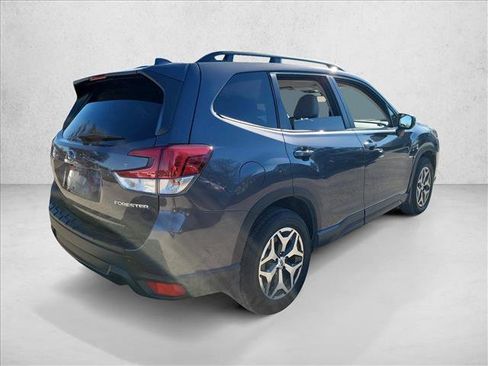 Used 2023 Subaru Forester Premium w/ Popular Package #2 image 5