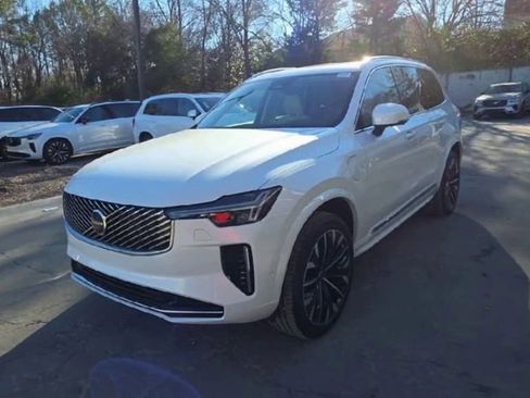 New 2026 Volvo XC90 T8 Ultra image 8