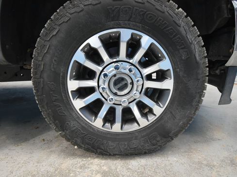 Used 2022 Ford F250 Lariat image 37