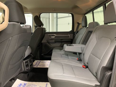 Used 2020 RAM 1500 Big Horn AWD/4WD image 19