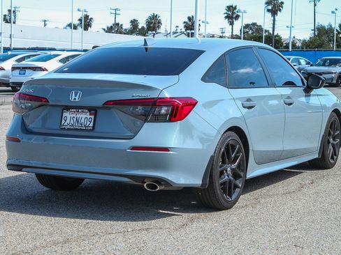 Used 2024 Honda Civic Sport image 5