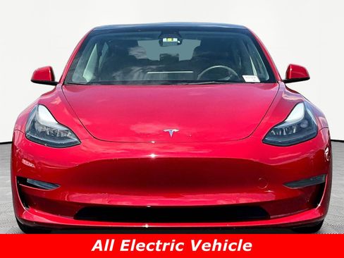 Used 2022 Tesla Model 3 Standard Range RWD image 2