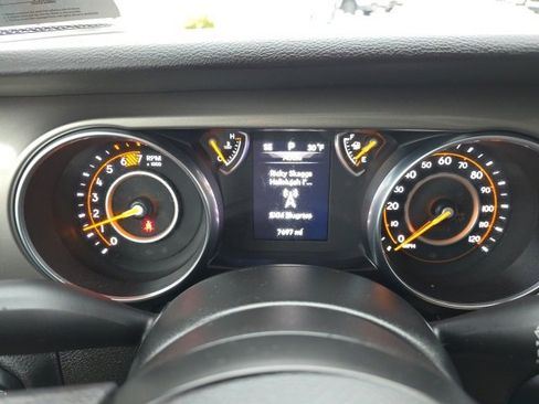 Used 2020 Jeep Wrangler Unlimited Sport image 12