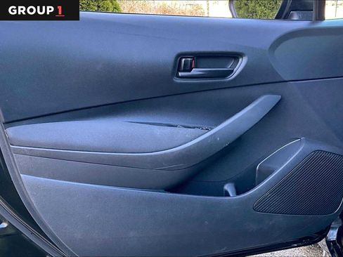 Used 2022 Toyota Corolla LE FWD image 22