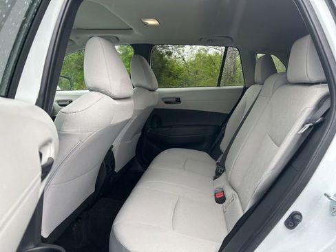 Used 2025 Toyota Corolla Cross LE w/ Moonroof Package AWD/4WD image 29