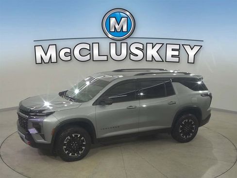 Certified 2024 Chevrolet Traverse Z71 w/ Enhanced Driving Package image 1