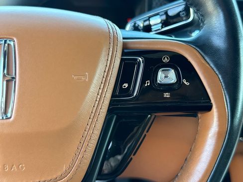 Used 2020 Lincoln Aviator Black Label w/ Dynamic Handling Package AWD/4WD image 17