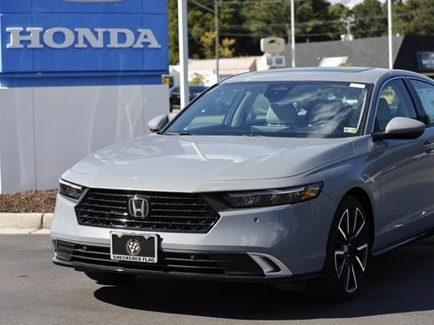 New 2025 Honda Accord Touring image 2