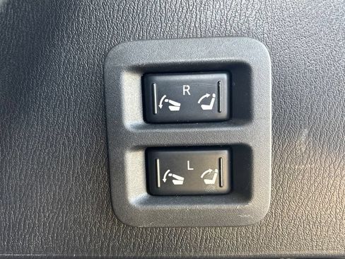 Used 2019 Nissan Armada Platinum w/ Captain's Chairs Package RWD image 55