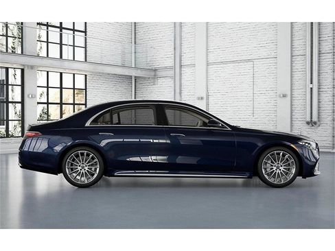New 2026 Mercedes-Benz S 500 4MATIC image 2