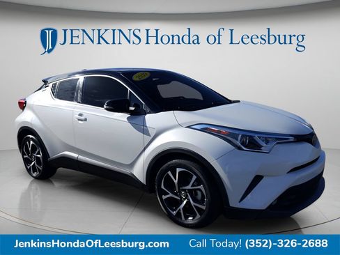 Used 2019 Toyota C-HR Limited FWD image 1