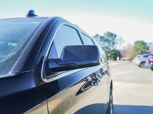 Used 2017 Chevrolet Tahoe LT image 32