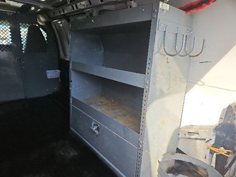 Used 2021 Chevrolet Express 2500 w/ Driver Convenience Package image 10