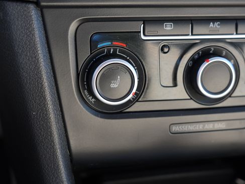 Used 2013 Volkswagen Jetta TDI image 27