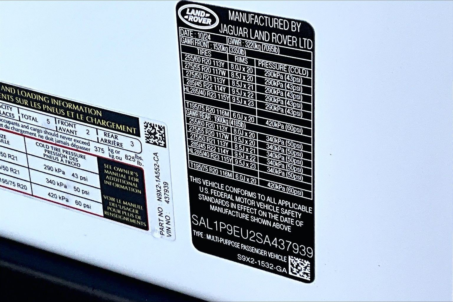Used 2025 Land Rover Range Rover Sport SE AWD/4WD image 34