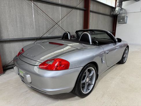 Used 2004 Porsche Boxster S image 10