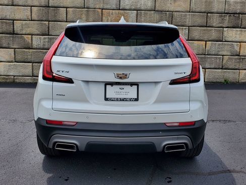 Used 2023 Cadillac XT4 Premium Luxury w/ Cold Weather Package AWD/4WD image 4