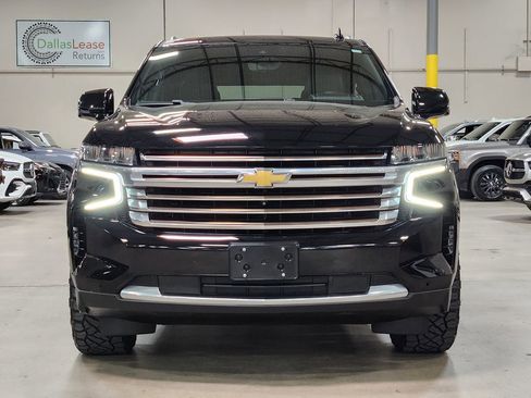 Used 2023 Chevrolet Suburban High Country image 2