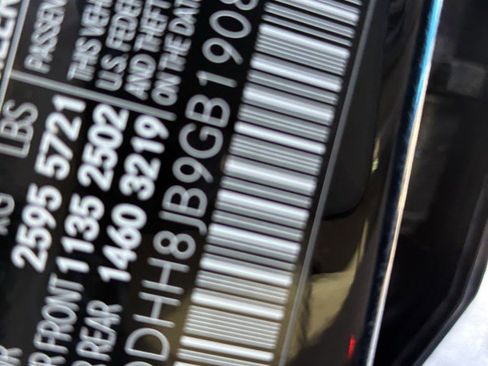 Used 2016 Mercedes-Benz E 350 4MATIC Wagon w/ Premium Package image 18