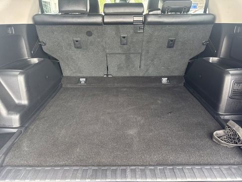 Used 2024 Toyota 4Runner Limited image 8